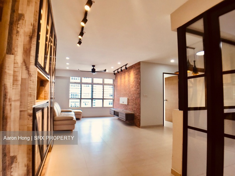 Tampines Central 7 thumbnail photo